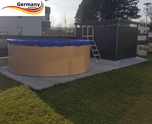schwimmbecken